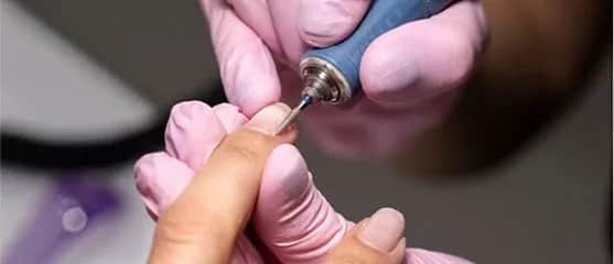Frez do wygładzania skórek: wybierz najlepsze narzędzia do manicure