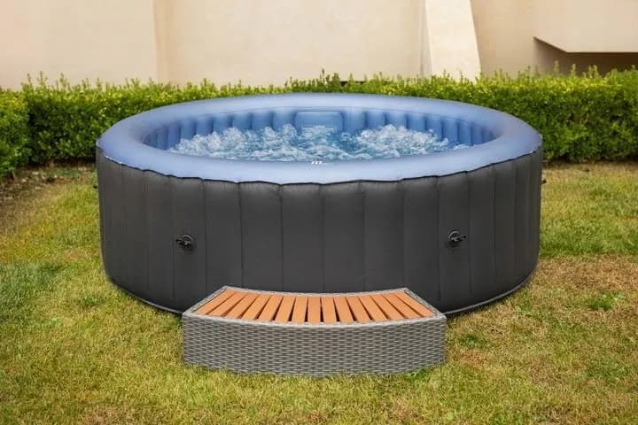 Najlepsze dmuchane jacuzzi MSpa - funkcje, porównania i opinie