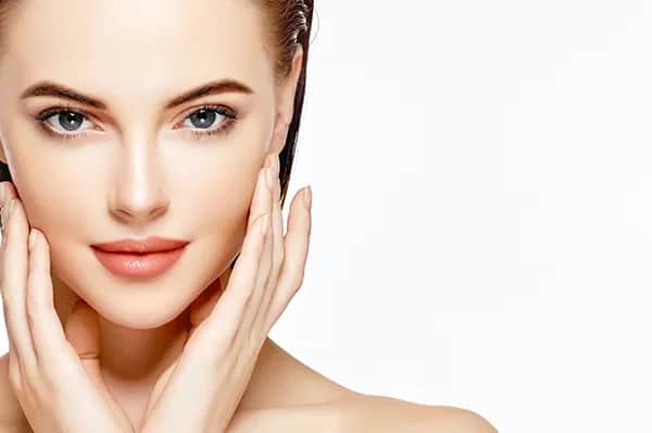 Kiedy schodzi opuchlizna po powiększaniu ust? Poznaj fakty i porady